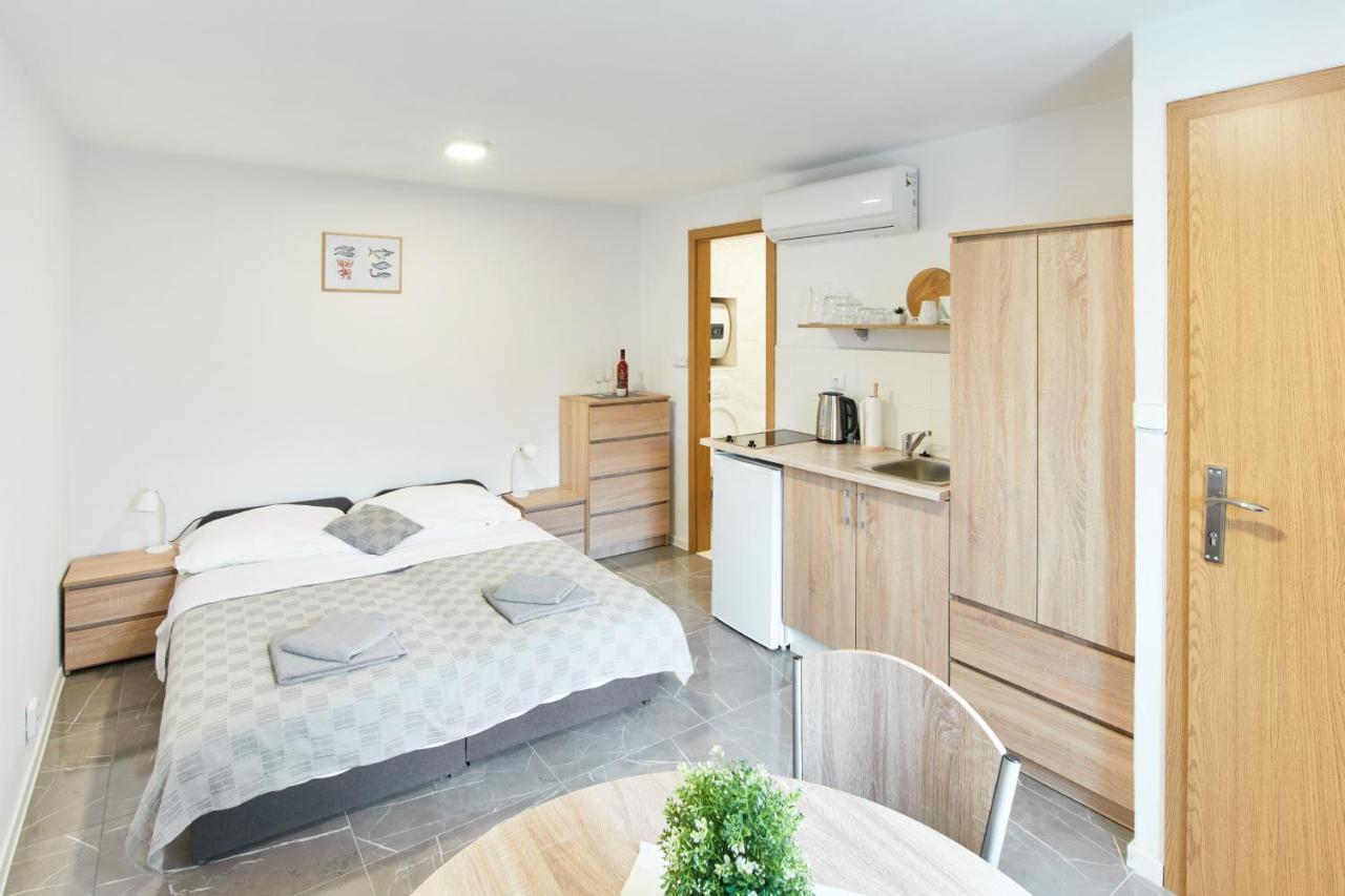 Apartamento Kuca Nerezinka Nerezine Exterior foto